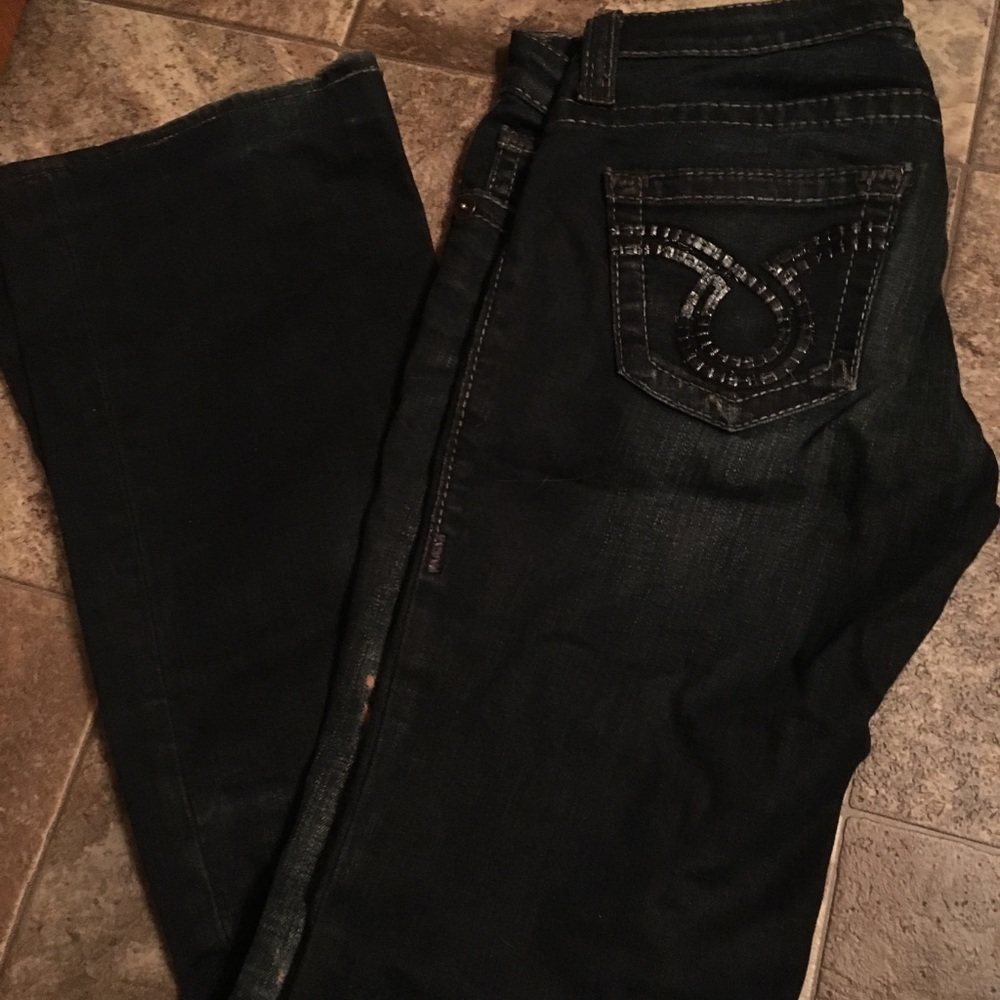 Dark wash liv boot jeans